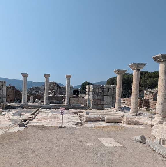 Teacher With Big DREAMS! - Picture 2 of 4